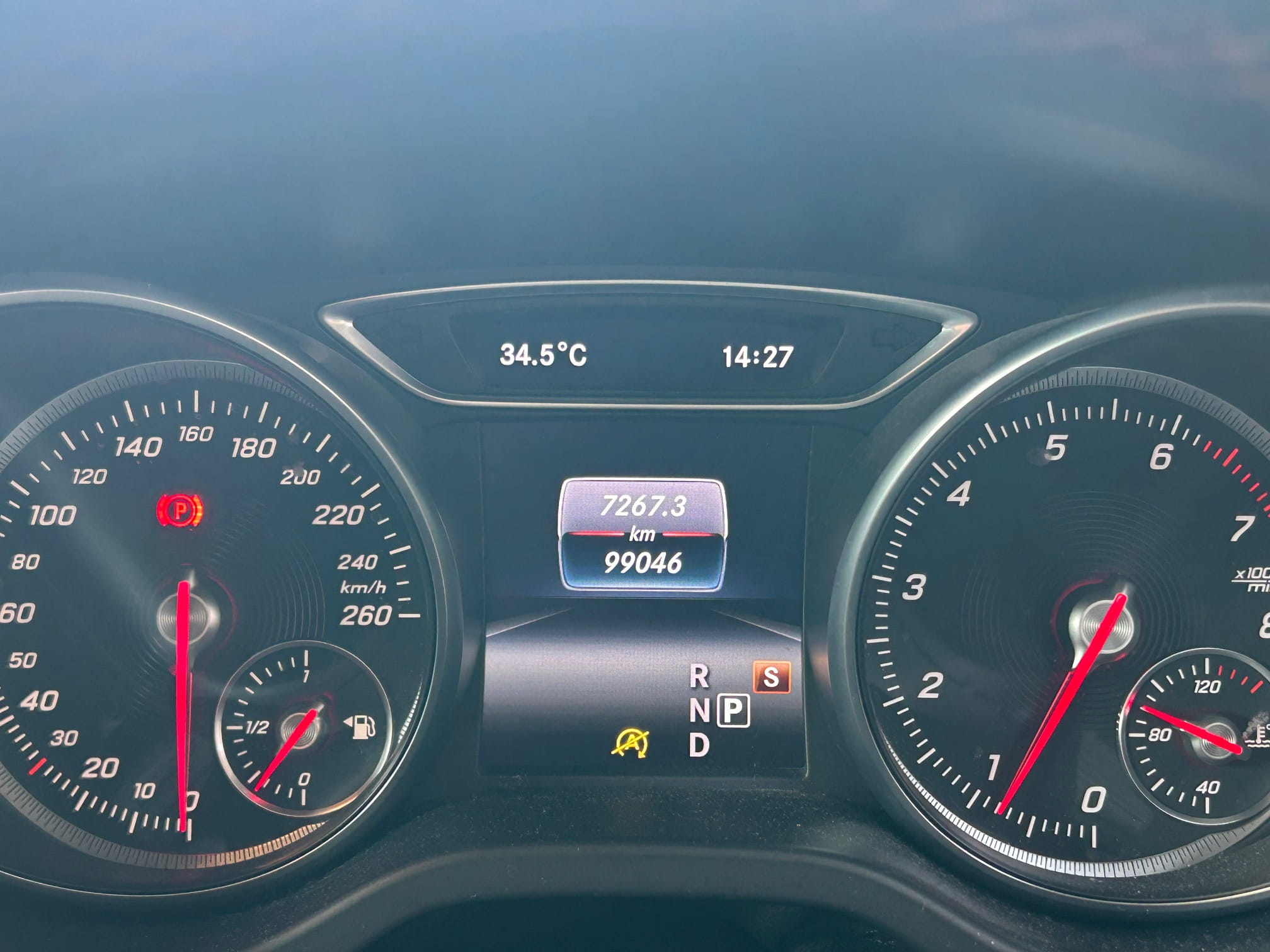 2016 MERCEDES BENZ CLA250 2.0 FACELIFT NUMBER 21 - Image 4